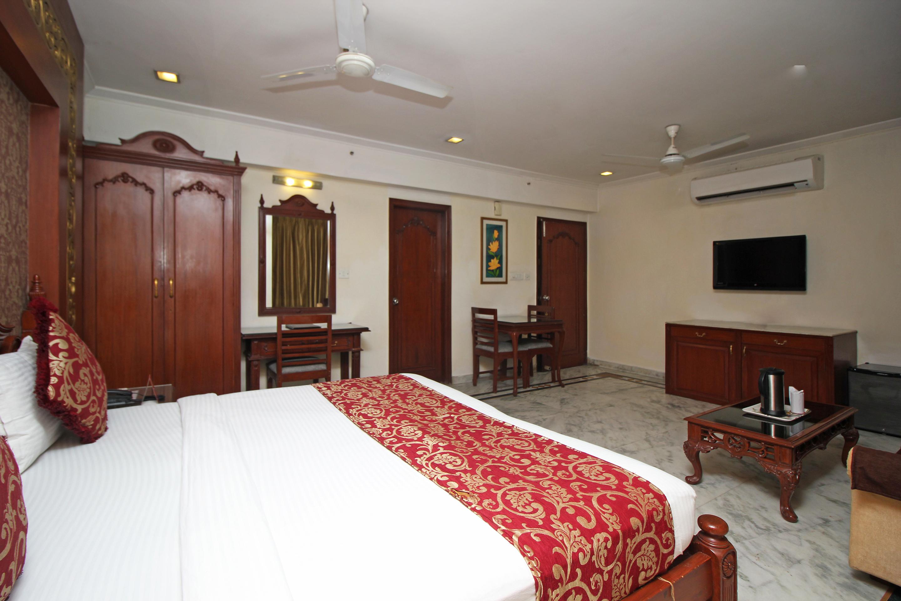 Oyo 5915 Hotel Swagath Nueva Delhi Exterior foto