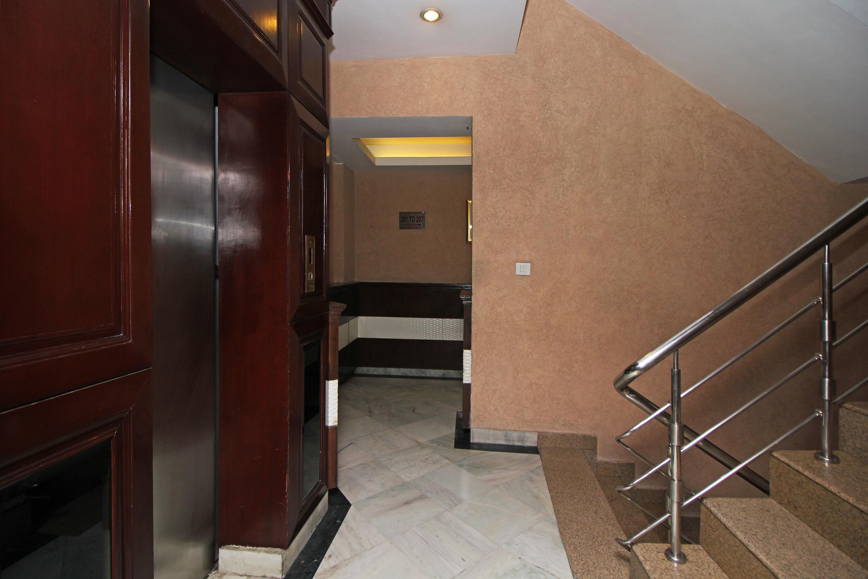 Oyo 5915 Hotel Swagath Nueva Delhi Exterior foto