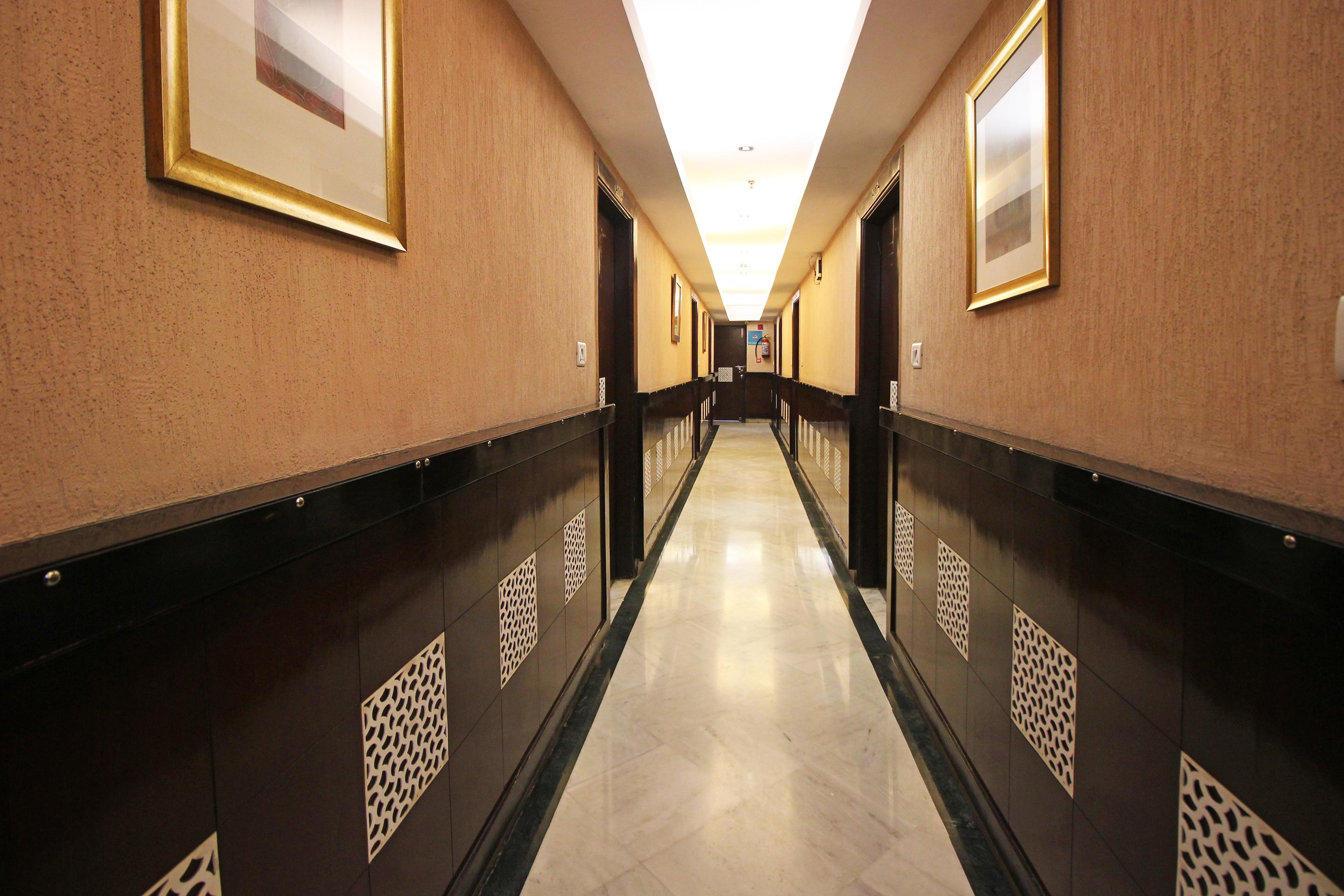 Oyo 5915 Hotel Swagath Nueva Delhi Exterior foto