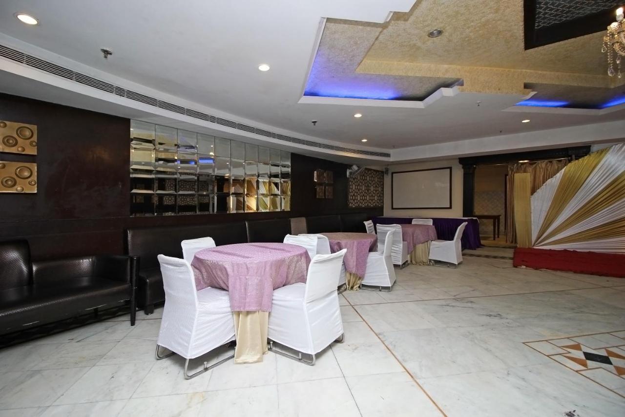 Oyo 5915 Hotel Swagath Nueva Delhi Exterior foto